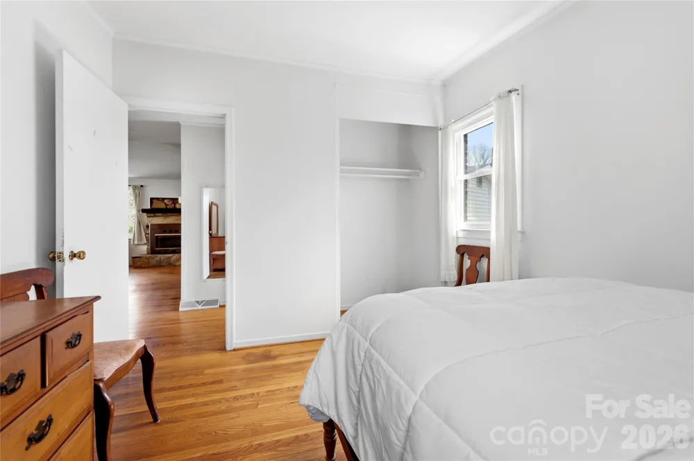 429 Jack Street Hendersonville, NC 28792