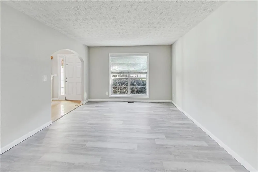 326 Canterbury Place Drive Suwanee, GA 30024