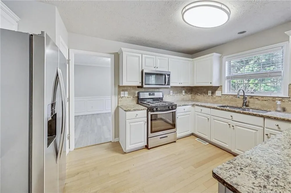 326 Canterbury Place Drive Suwanee, GA 30024