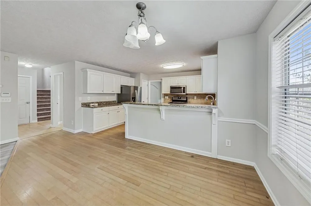 326 Canterbury Place Drive Suwanee, GA 30024