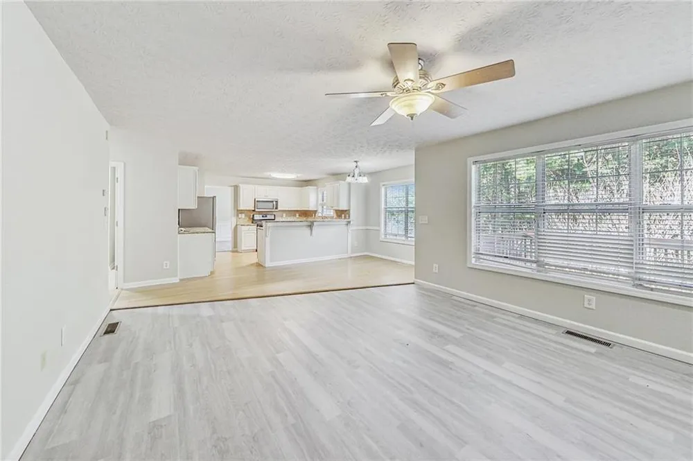 326 Canterbury Place Drive Suwanee, GA 30024