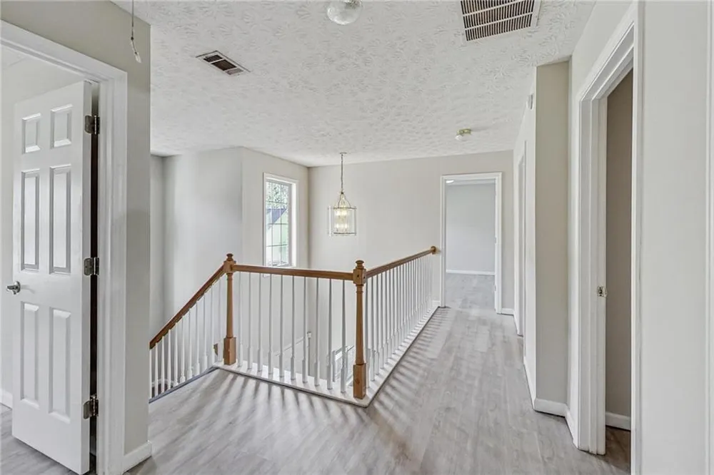 326 Canterbury Place Drive Suwanee, GA 30024