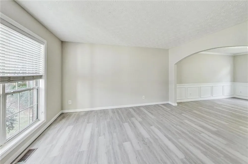 326 Canterbury Place Drive Suwanee, GA 30024