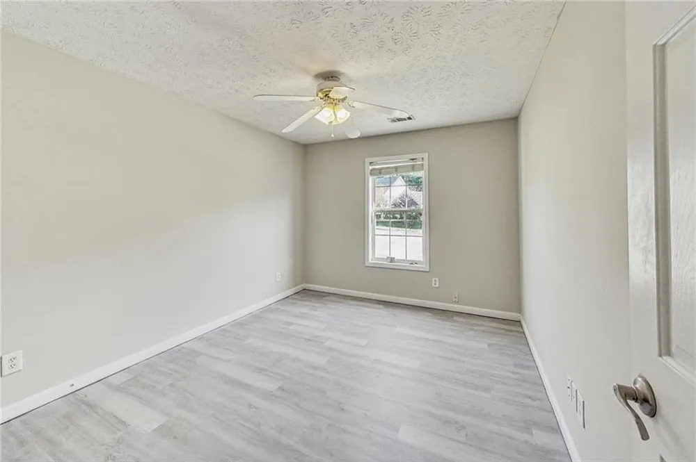 326 Canterbury Place Drive Suwanee, GA 30024