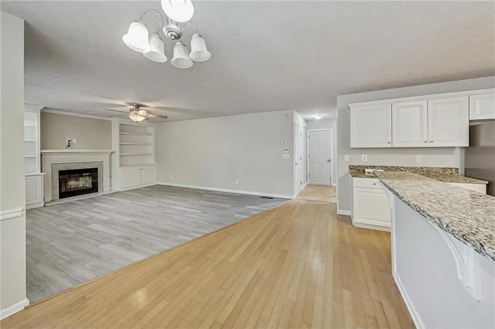 326 Canterbury Place Drive Suwanee, GA 30024