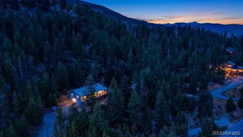 990 Saddleback Drive