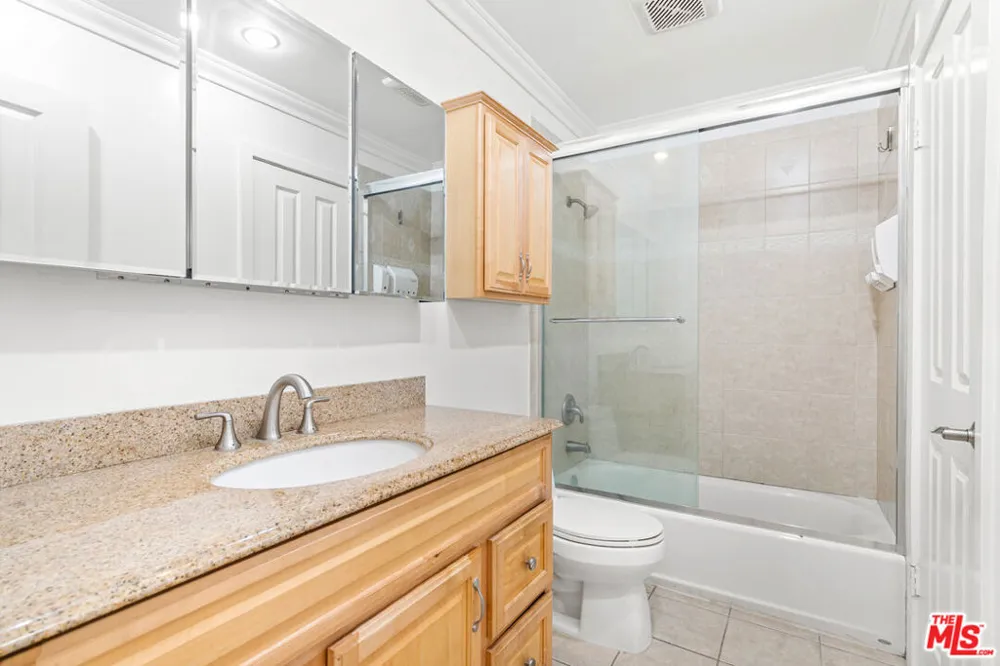 4838 Hollow Corner Road #315 Culver City, CA 90230