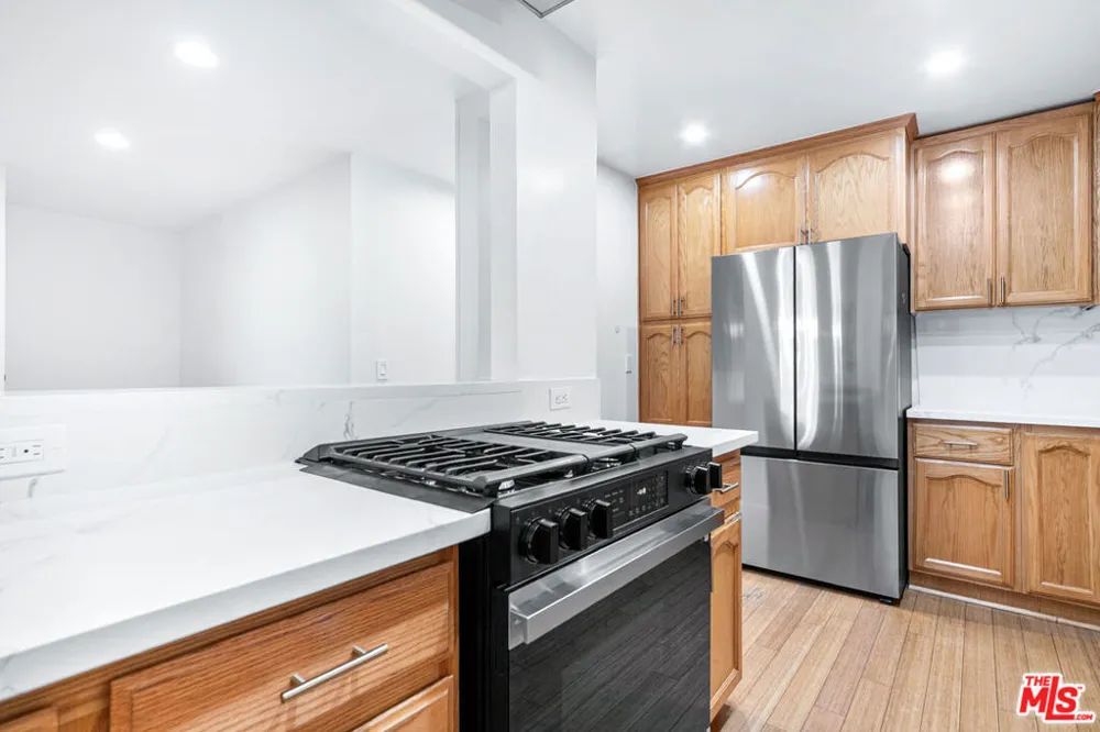 4838 Hollow Corner Road #315 Culver City, CA 90230