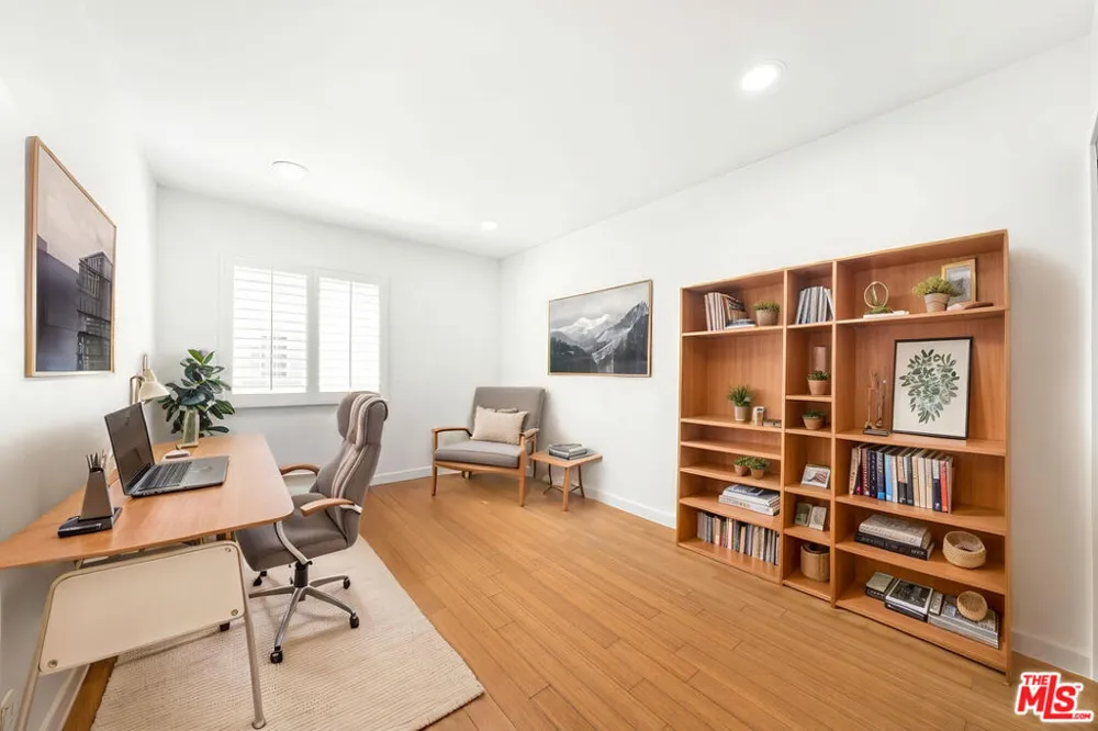 4838 Hollow Corner Road #315 Culver City, CA 90230