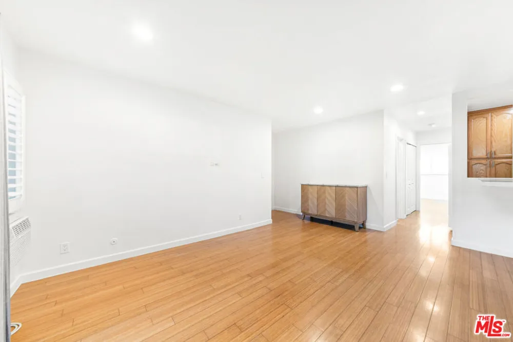 4838 Hollow Corner Road #315 Culver City, CA 90230