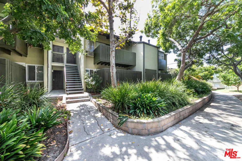 4838 Hollow Corner Road #315 Culver City, CA 90230