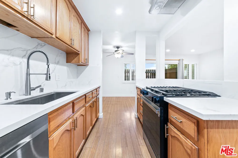 4838 Hollow Corner Road #315 Culver City, CA 90230