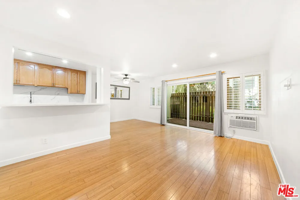 4838 Hollow Corner Road #315 Culver City, CA 90230