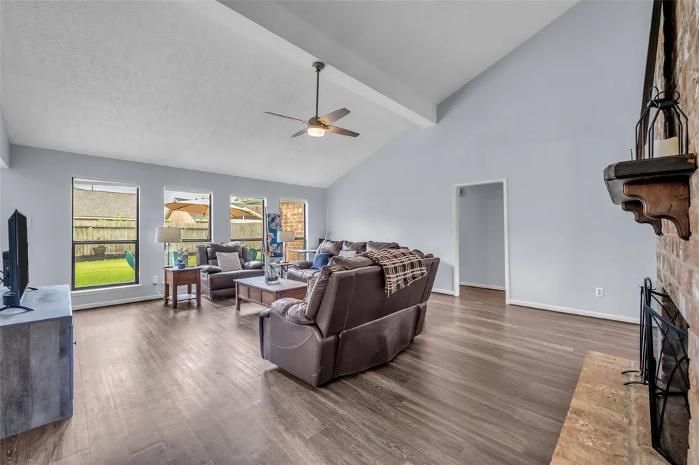 3138 Wagon Trail Drive Sugar Land, TX 77479