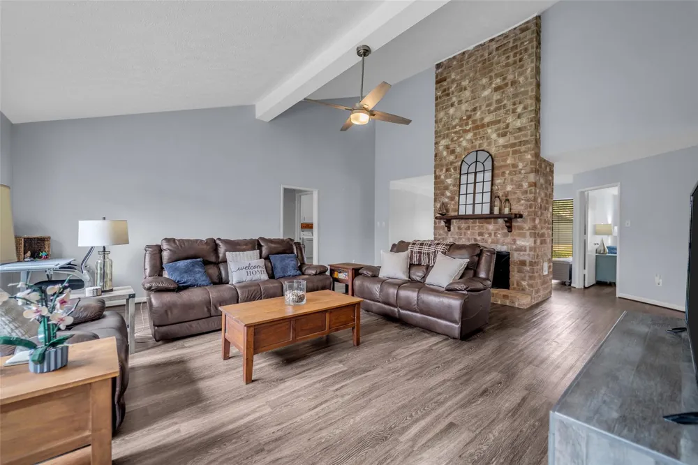 3138 Wagon Trail Drive Sugar Land, TX 77479
