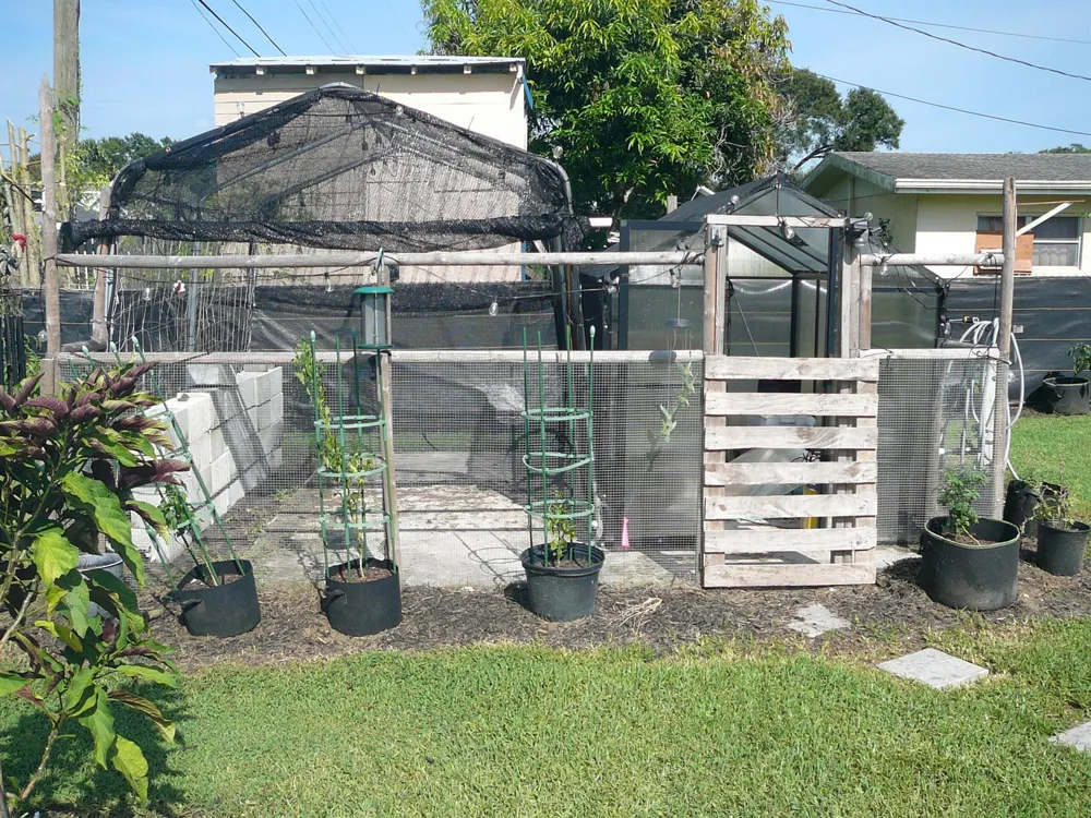 2100 W Esplanade Fort Pierce, FL 34982