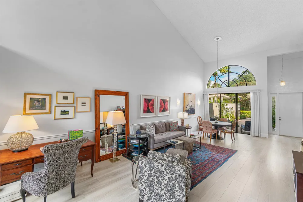 5315 Monterey Circle #D Delray Beach, FL 33484