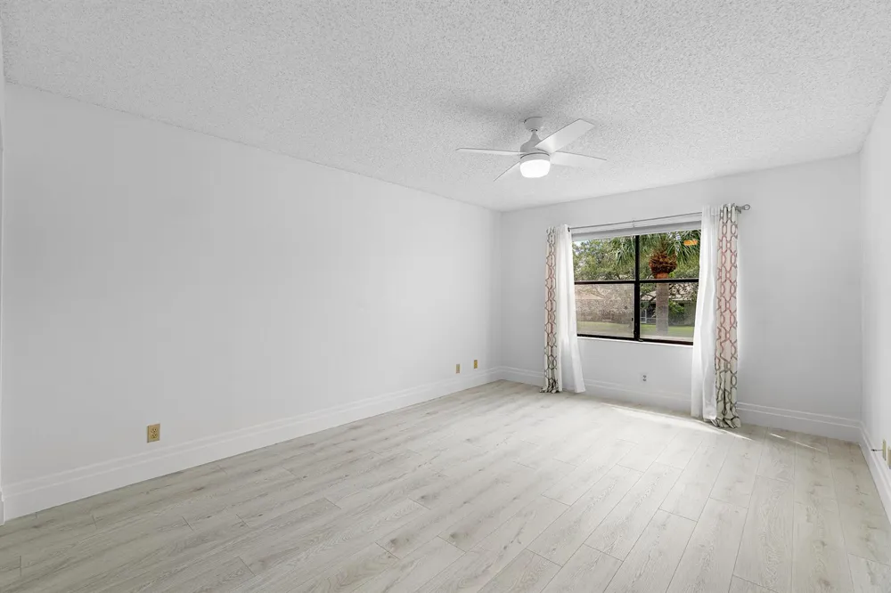 5315 Monterey Circle #D Delray Beach, FL 33484