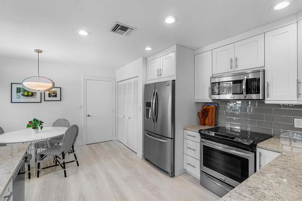 5315 Monterey Circle #D Delray Beach, FL 33484