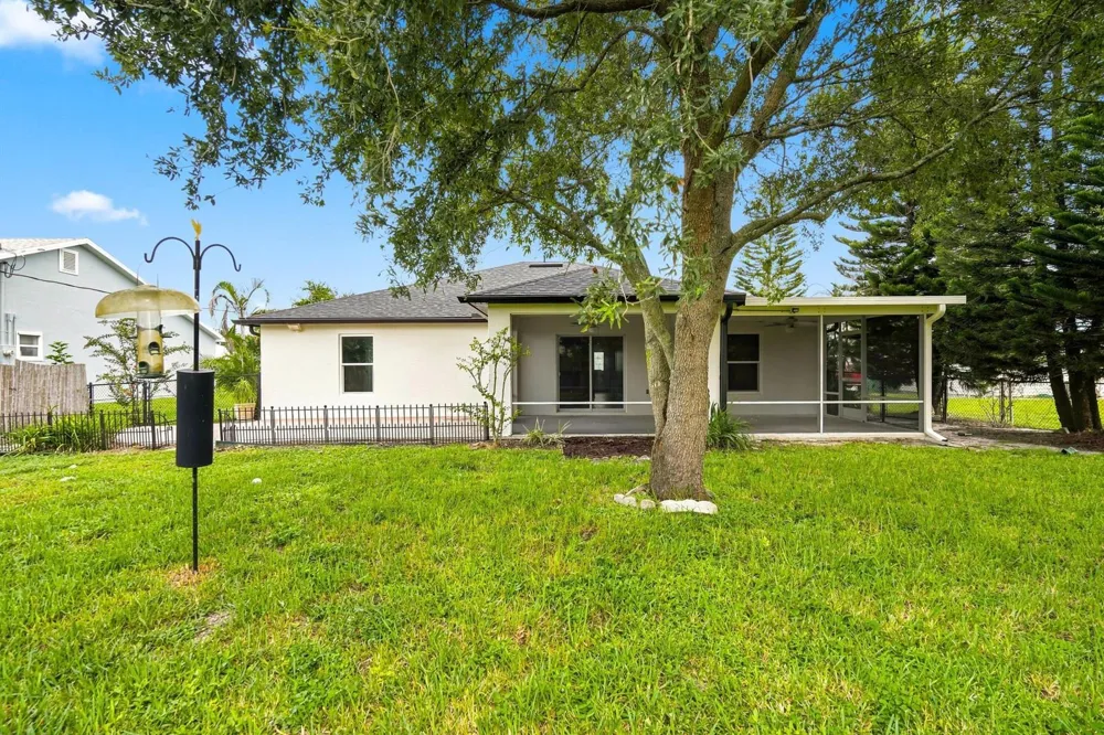 820 SW Jennifer Terrace Port St. Lucie, FL 34953