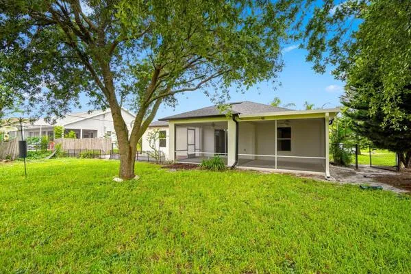 820 SW Jennifer Terrace Port St. Lucie, FL 34953