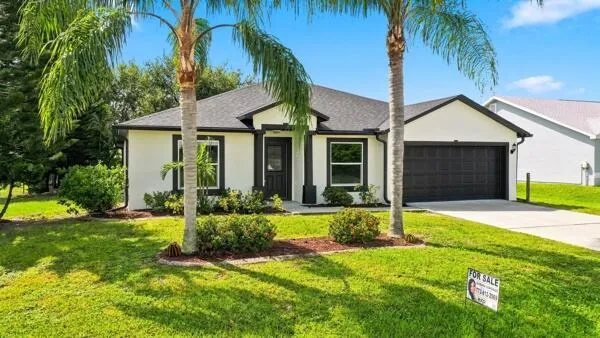 820 SW Jennifer Terrace Port St. Lucie, FL 34953