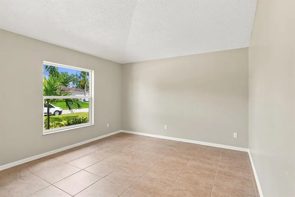 820 SW Jennifer Terrace Port St. Lucie, FL 34953
