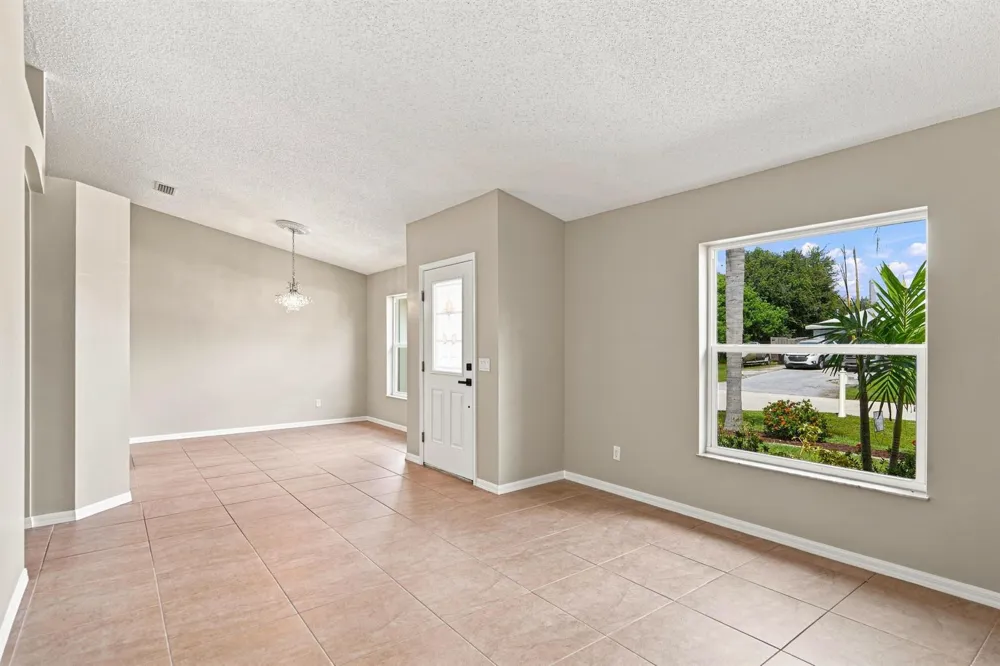 820 SW Jennifer Terrace Port St. Lucie, FL 34953