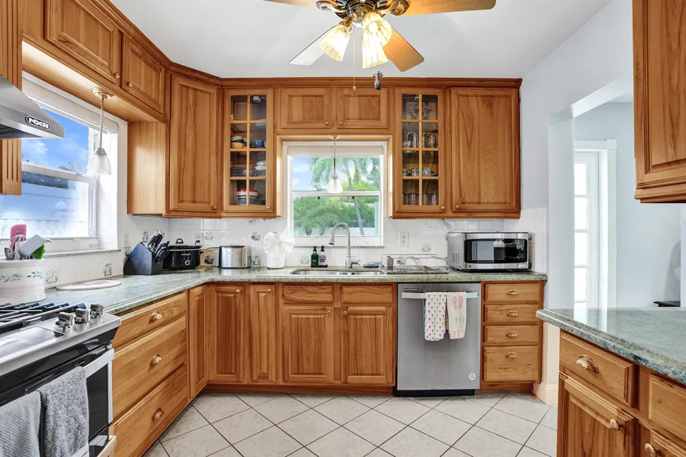 3207 LEIGH ROAD Pompano Beach, FL 33062