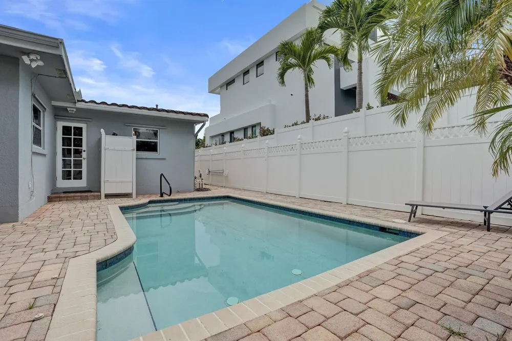 3207 LEIGH ROAD Pompano Beach, FL 33062