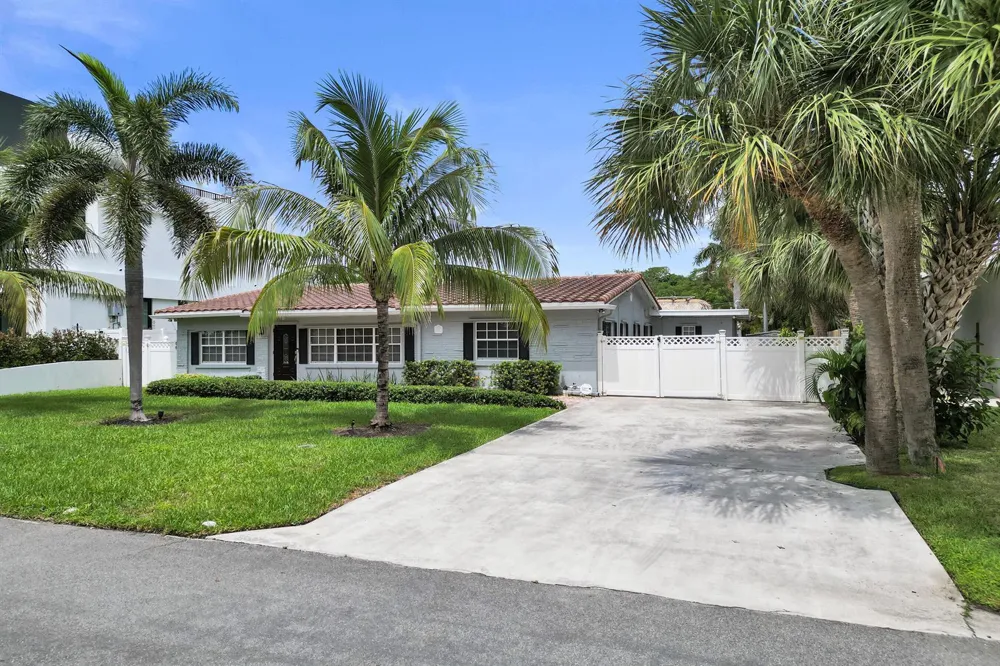 3207 LEIGH ROAD Pompano Beach, FL 33062