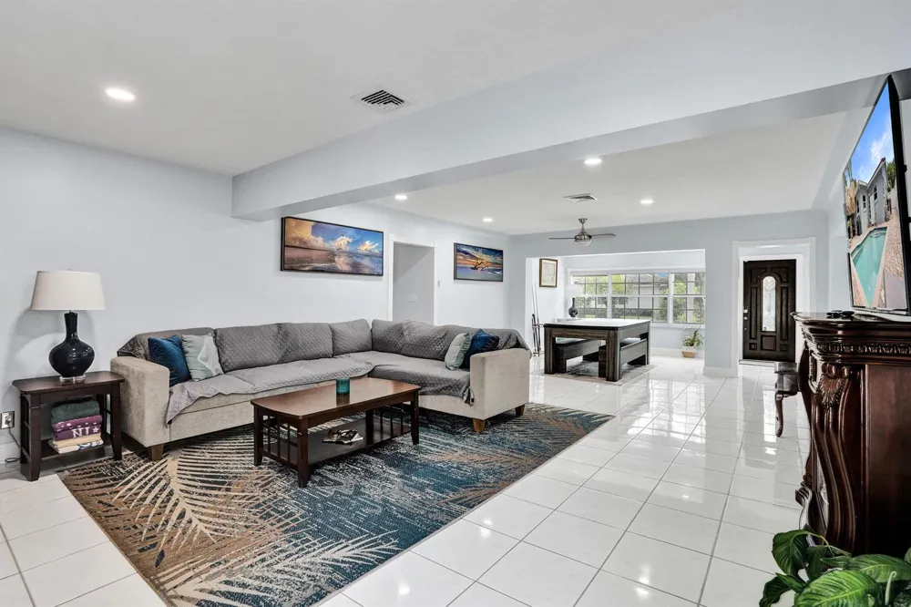 3207 LEIGH ROAD Pompano Beach, FL 33062