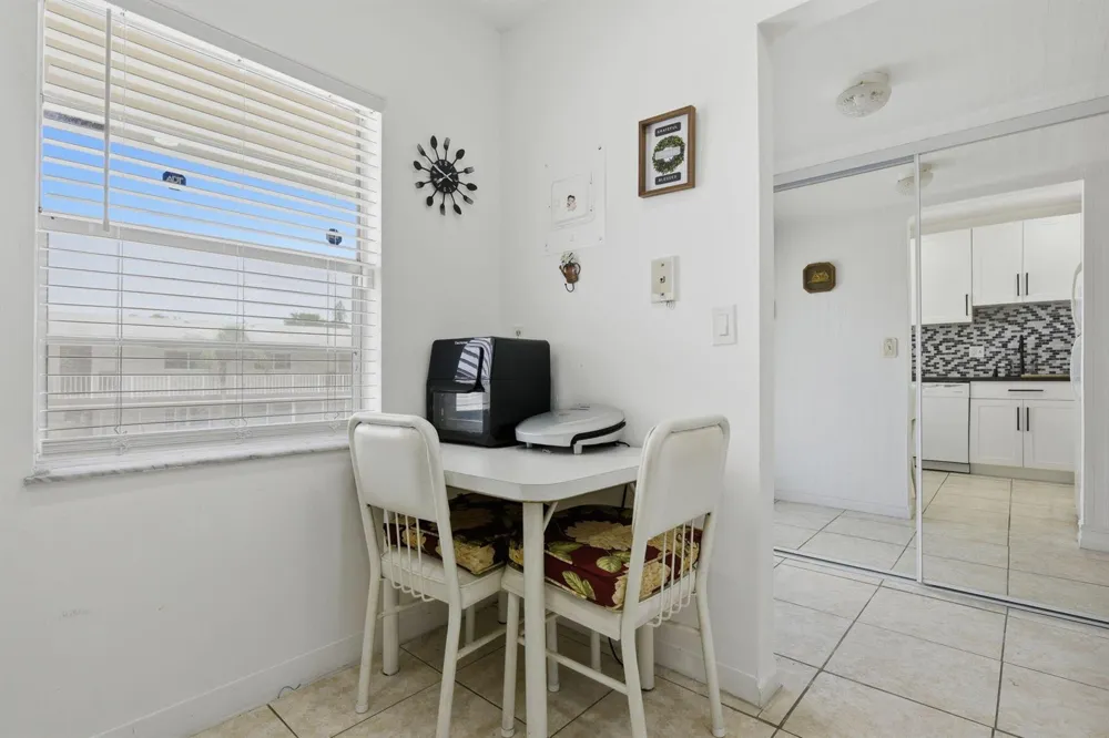 7505 NW 5TH PLACE #203 Margate, FL 33063