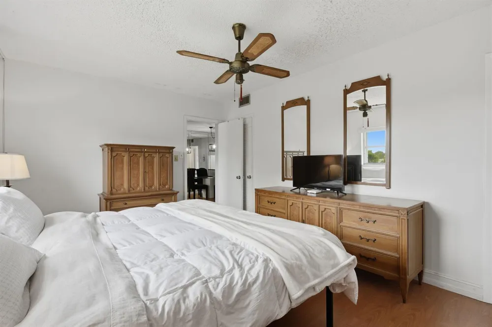 7505 NW 5TH PLACE #203 Margate, FL 33063