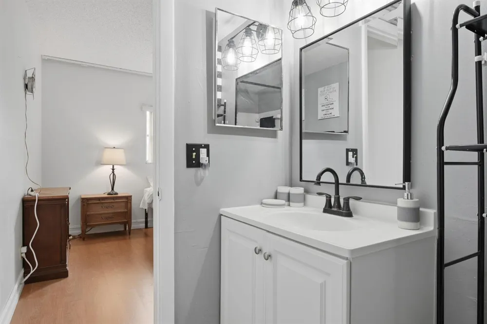 7505 NW 5TH PLACE #203 Margate, FL 33063