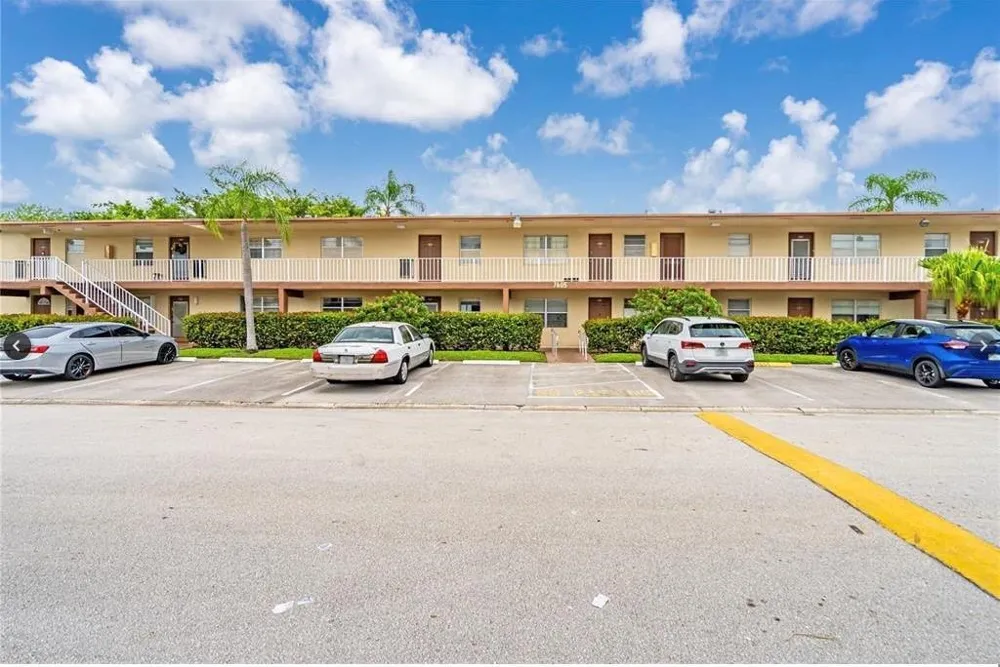 7505 NW 5TH PLACE #203 Margate, FL 33063