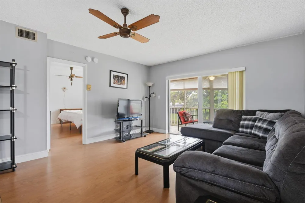 7505 NW 5TH PLACE #203 Margate, FL 33063