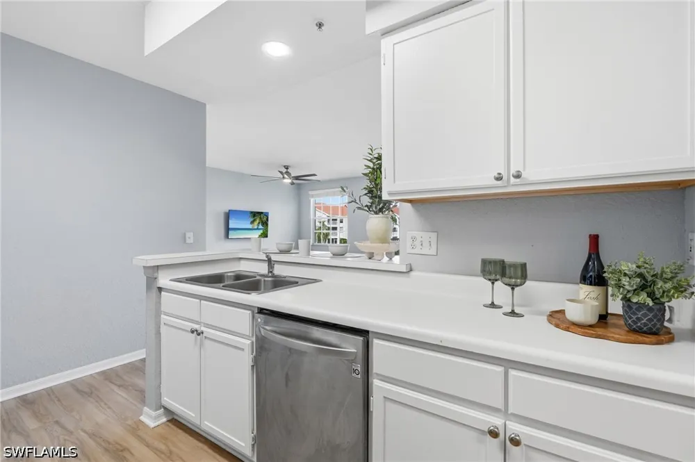 Saint Croix Lane #627 Naples, FL 34109