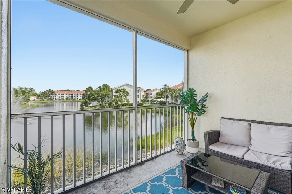 Saint Croix Lane #627 Naples, FL 34109