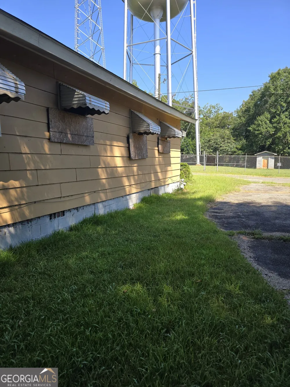 1436 Jones LN Americus, GA 31719