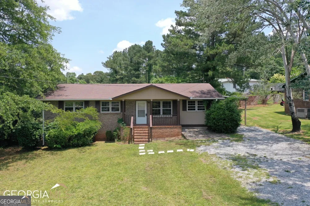 471 Moore Forsyth, GA 31029