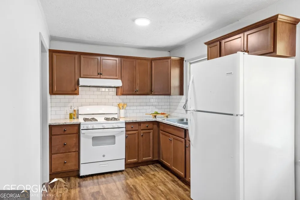 471 Moore Forsyth, GA 31029