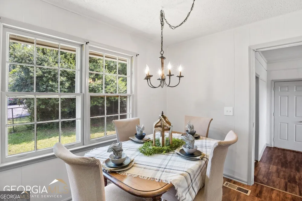 471 Moore Forsyth, GA 31029