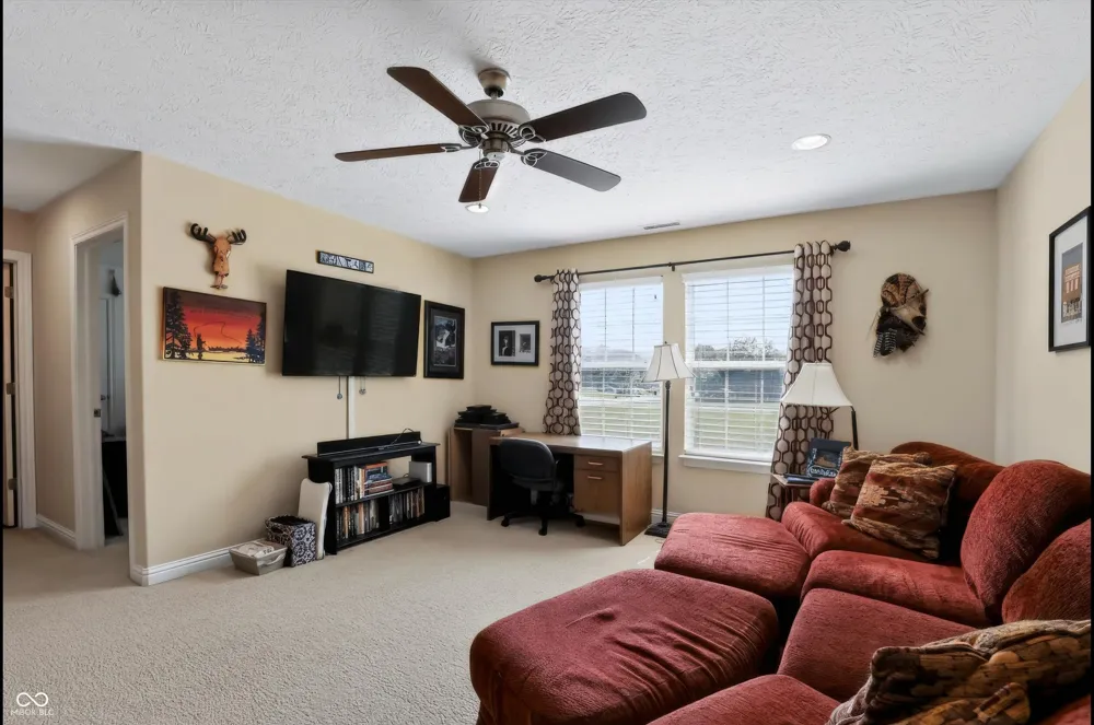 9002 Deer Creek Road Greentown, IN 46936