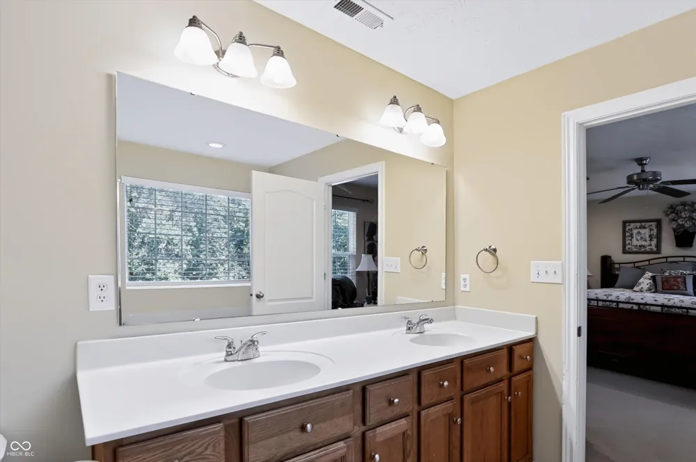 9002 Deer Creek Road Greentown, IN 46936