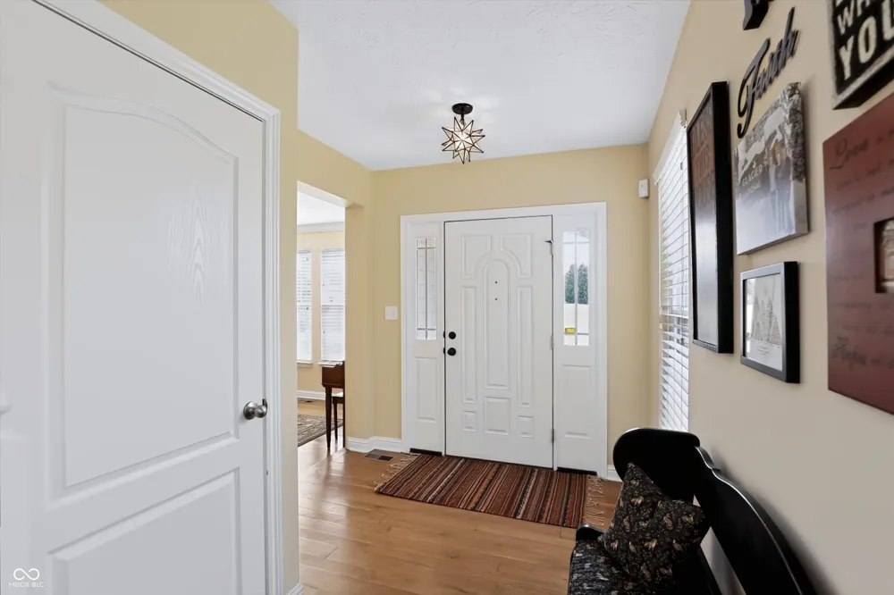 9002 Deer Creek Road Greentown, IN 46936