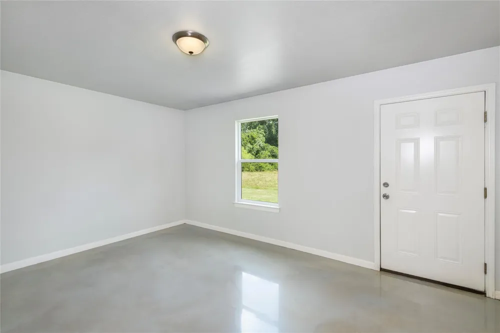 638 Luke Street Dayton, TX 77535