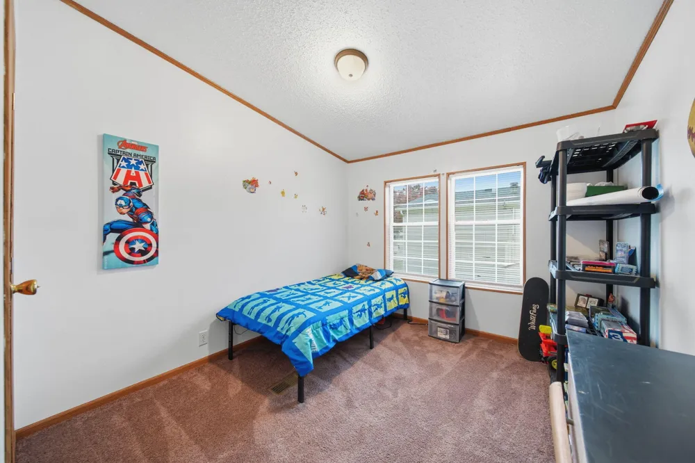 1559 Briarwood Drive Adrian, MI 49221