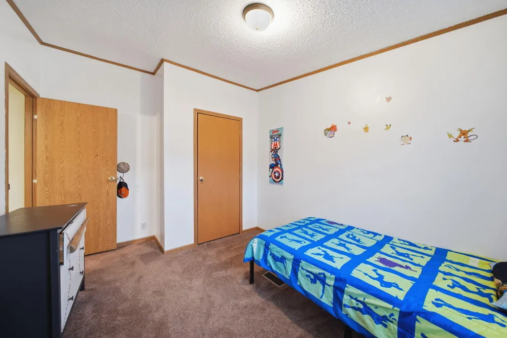 1559 Briarwood Drive Adrian, MI 49221