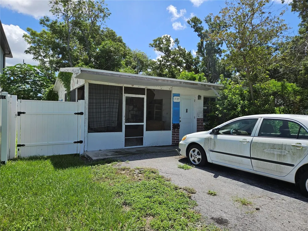 3537 39TH STREET St Petersburg, FL 33713